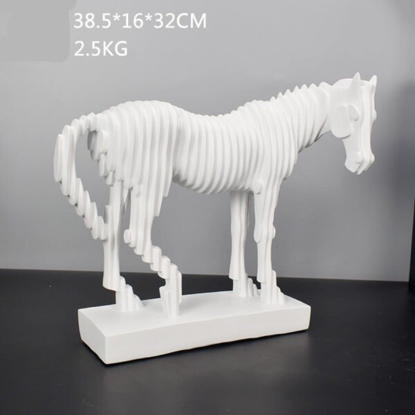 THE CLEVER MARE - Image 3