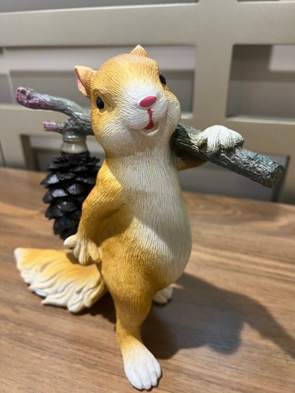 CHIPMUNK TABLE DECOR - Image 3