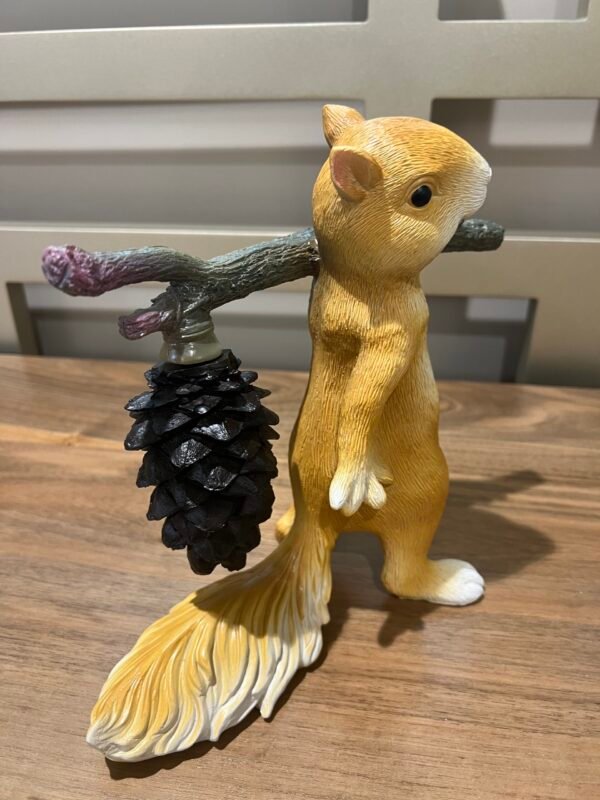 CHIPMUNK TABLE DECOR - Image 4