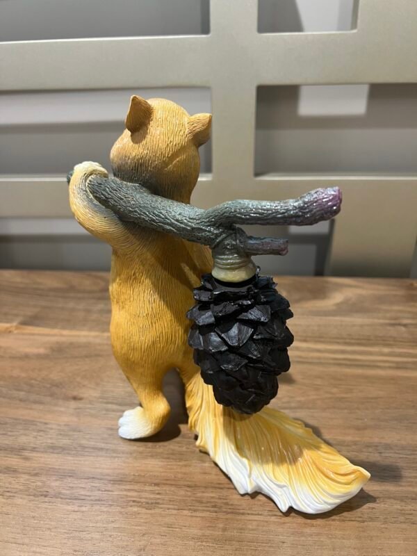 CHIPMUNK TABLE DECOR - Image 5