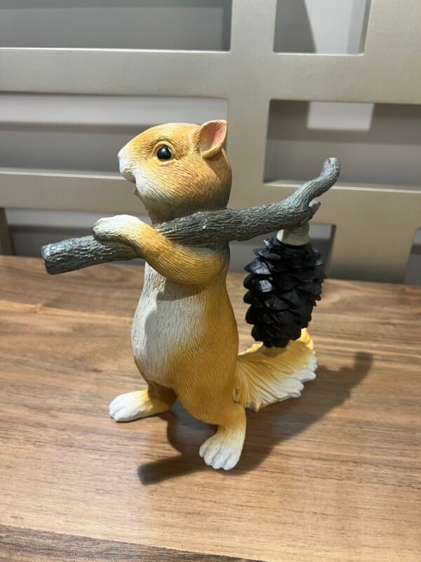 CHIPMUNK TABLE DECOR - Image 6