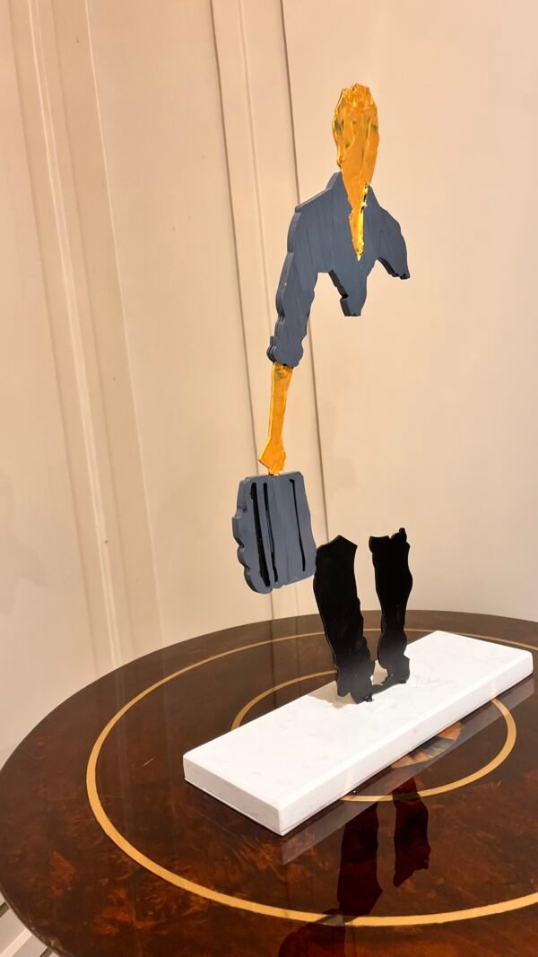 DECEPTIVE MAN SCULPTURE 2 - Image 3