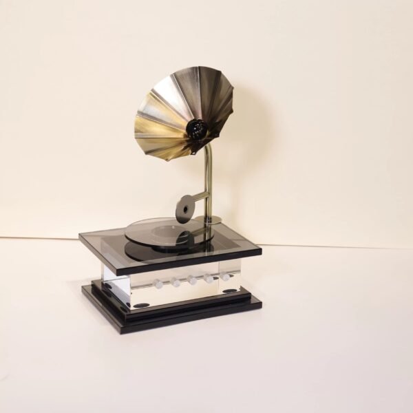 CRYSALLINE GRAMOPHONE - Image 5