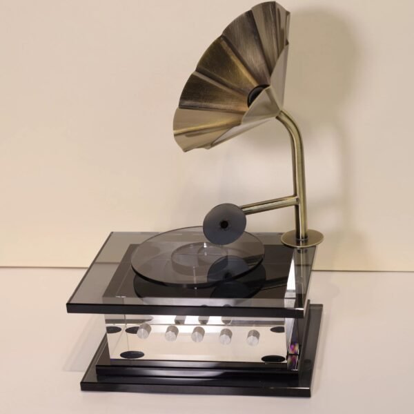 CRYSALLINE GRAMOPHONE - Image 3