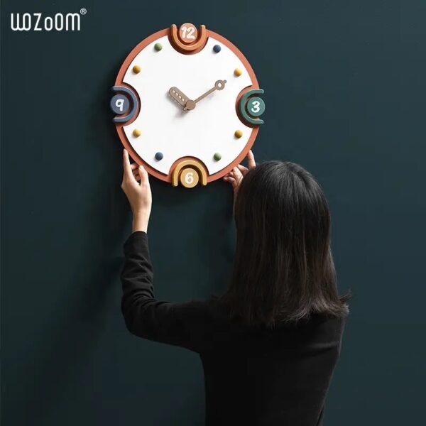 DRAMATIC KIDS WALL CLOCK - Image 3