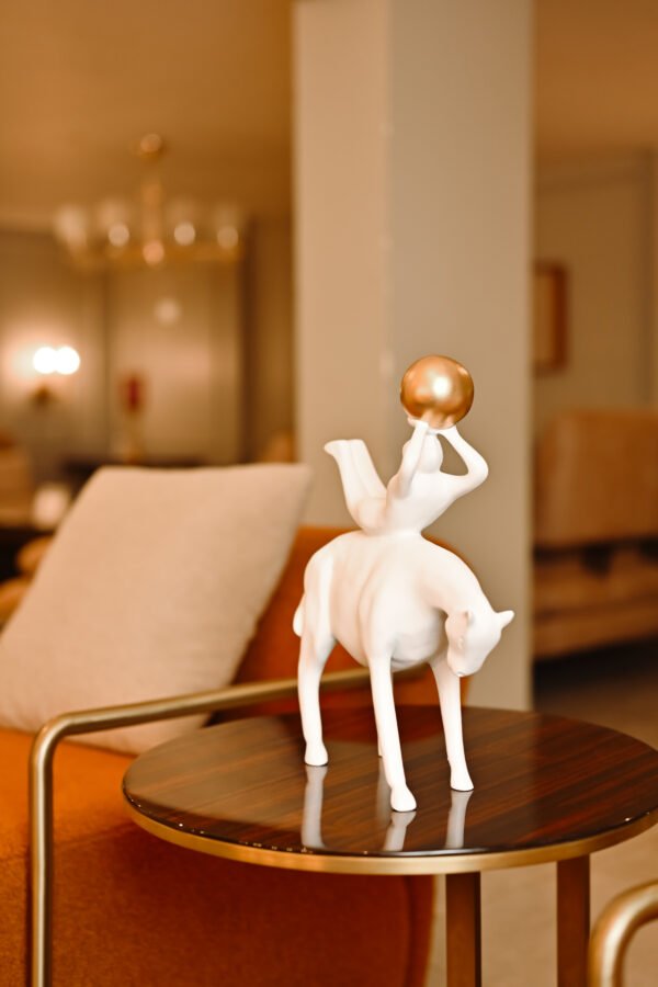 THE STABILITY STATUE(WHITE) - Image 2