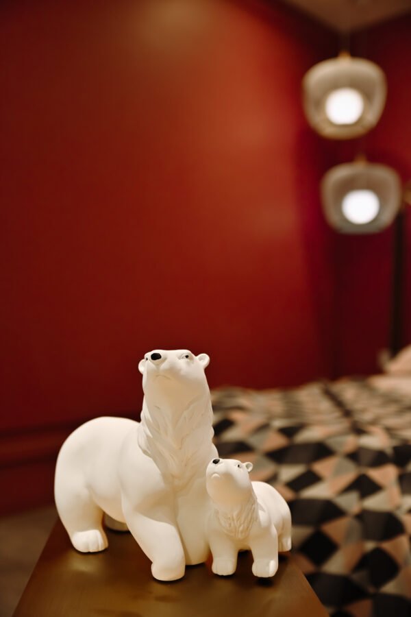 POLAR BEAR DECOR - Image 3