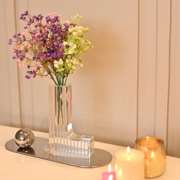 BIZZARE CRYSTAL  VASE