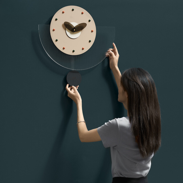 SEMICIRCLE NORDIC CLOCK(BEIGE) - Image 3