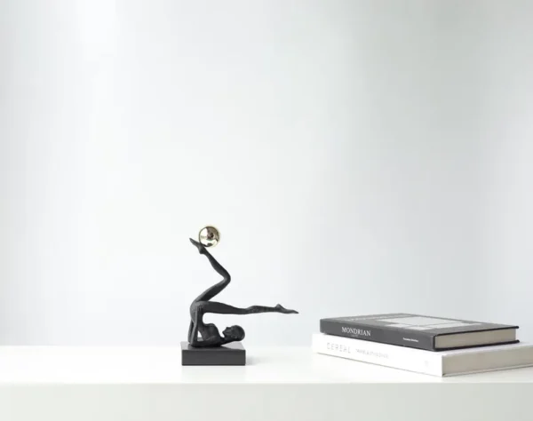 GYMNASTIC SCULPTURE BLACK - Image 4