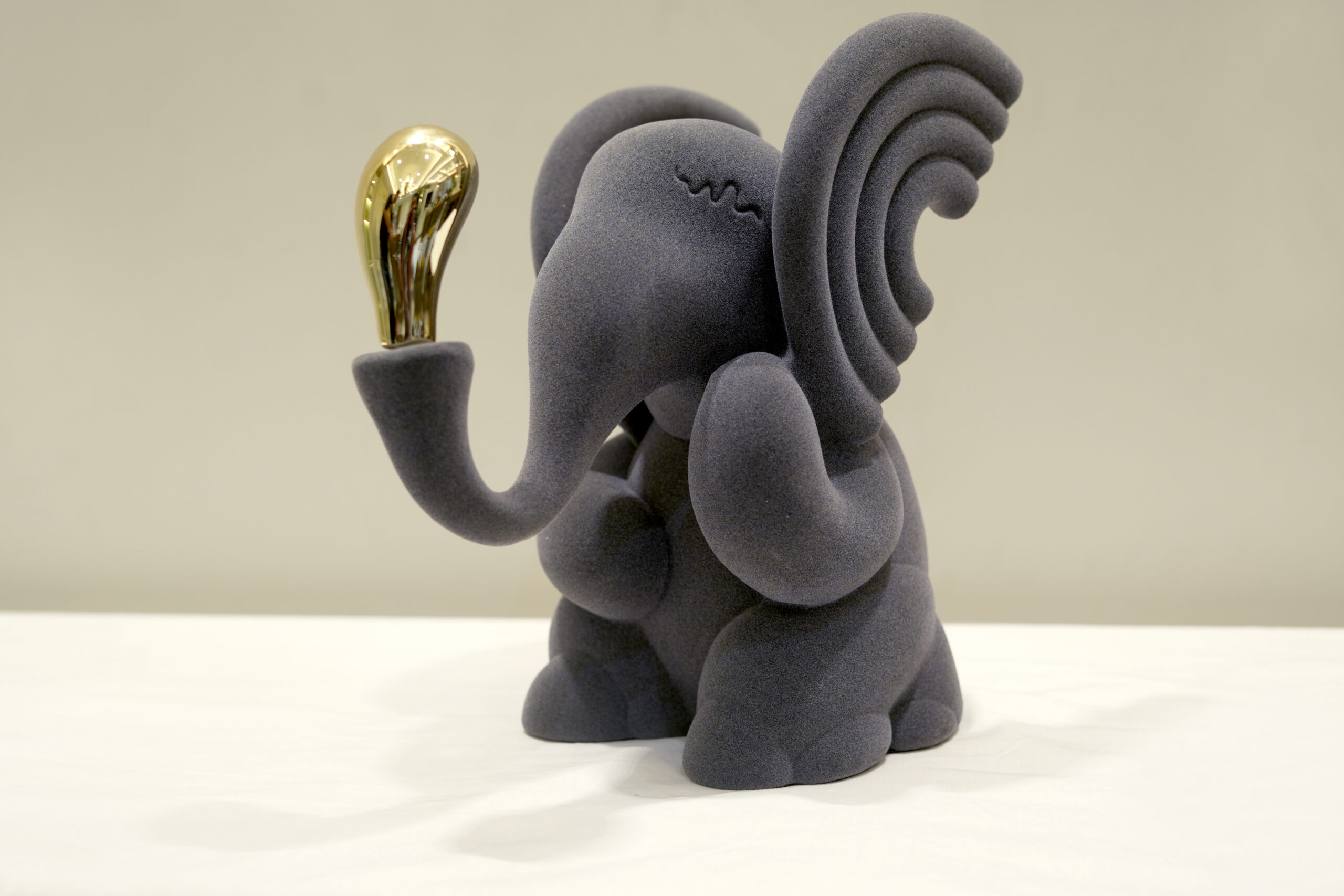 ELEPHANT HOME DECOR(GREY) - Image 4